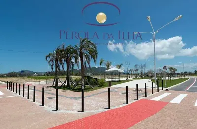 Terreno em condomínio fechado à venda na rua jardim dos eucaliptos, 1266, campeche, florianópolis por r$ 870.000