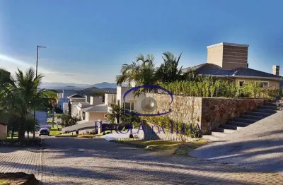 Terreno de 703m² em condomínio à venda no córrego grande, florianópolis-sc