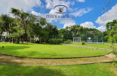 Terreno em condomínio de luxo em ratones, florianópolis-sc  3.333,00 m² de área disponível