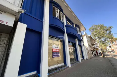 Loja térrea disponível para locação no bairro centro, em blumenau/sc.