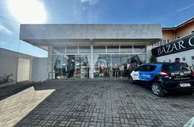 Loja térrea comercial com aproximadamente 336 m² no bairro santo antônio - balneário piçarras/sc (cód. 8719)