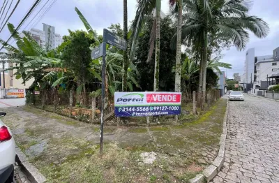Terreno bairro da velha próximo villa germânica 330 m² frente 13,25m fundo 15,00m laterais 25,50m zona comercial 2 (zc2)