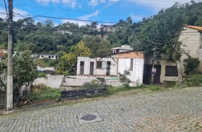 Terreno em zona residencial, localizado no centro da cidade. terreno zr1 com 17,00 metros de frente e 22,86 metros de lateral. área total 388,77 m²