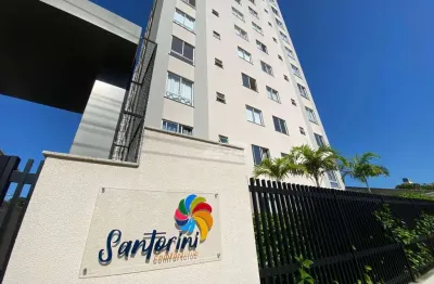 Apartamento ,centro em balneário piçarras , churrasqueira a carvão , piscina , espaço pet, 02 quartos