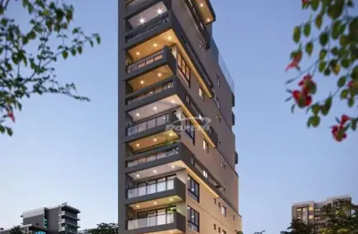 Descubra um refúgio de luxo exclusivo na belíssima praia de piçarras! com apenas nove apartamentos, o edifício verona tower oferece privacidade, vistas deslumbrantes do mar e o som relaxante das ondas