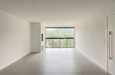 Belíssimo apartamento localizado no bairro bom retiro, com 3 suítes, 3 vagas de garagem e churrasqueira privativa!
