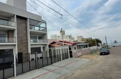Apartamento á venda, com 3 dormitórios sendo 1 suíte, a aproximadamente 100 metros do mar, na praia do tabuleiro em barra velha/sc