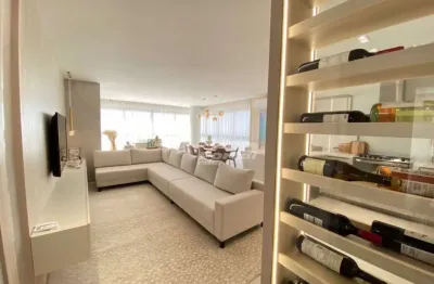 Apartamento alto padrão com 3 suítes sendo 1 master e área gourmet com vista mar, no centro de baln. piçarras!