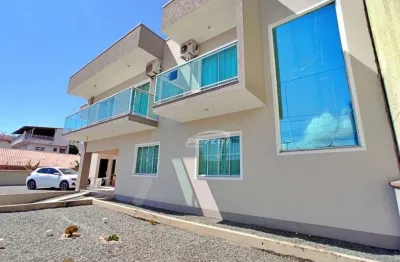 Casa no centro de balneário piçarras, com 3 quartos, sendo 1 suite a 350 metros da praia