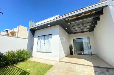 Excelente casa geminada, localizada no bairro itacolomi em balneário piçarras, a apenas 800 metros da praia!