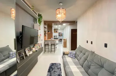 Casa geminada, com 2 quartos sendo uma suíte e área de festas com churrasqueira, no bairro fortaleza alta em blumenau!