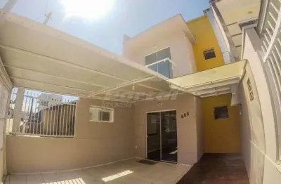 Sobrado, casa com 2 dormitórios, sendo 1 suíte no centro de barra velha/sc (cód. 18759)