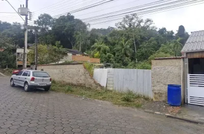 Terreno plano com 375,00m², zr1 e em ótima localização, no bairro fortaleza em blumenau!