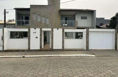 Casa com 4 quartos à venda na Rua Santa Inês / 4300, 600, Itacolomi, Balneário Piçarras