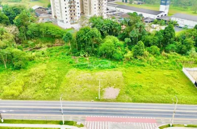 Terreno residencial e comercial com 753m² na itoupava central.