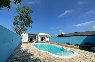 Casa com pousada em penha á poucos minutos da praia