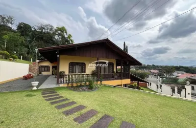 Oportunidade única! conforto e amplo espaço em uma casa incrível, com 4 quartos e 2 suítes, no bairro tribess em blumenau!
