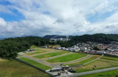 Lago di garda - um refúgio onde qualidade de vida e a praticidade andam juntas. entre e viva os seus melhores dias! condomínio residencial fechado no bairro da velha em blumenau.