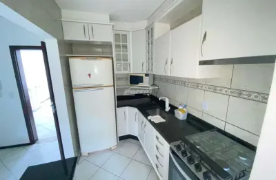 Apartamento semi-mobiliado com 2 dormitórios no bairro água verde – conforto, privacidade e natureza ao seu redor!