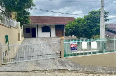 Casa com 3 quartos à venda na Rua João Francisco Fermiano, 166, Água Verde, Blumenau