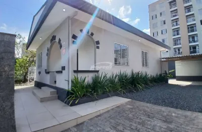 Casa comercial disponível para locação no bairro garcia, em blumenau/sc.