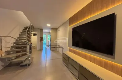 Excelente sobrado mobiliado, no bairro agua verde em blumenau!