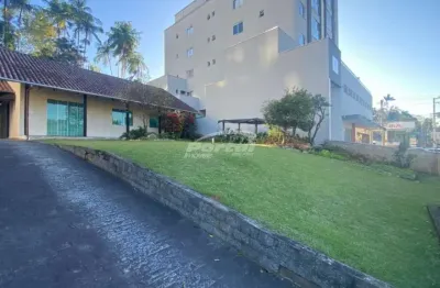 Excelente casa disponível para locação, no bairro escola agrícola, em blumenau/sc.