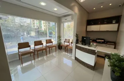 Casa comercial disponível para locação no bairro jardim blumenau, em blumenau/sc