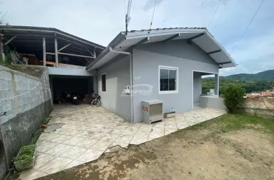 Casa disponível para locação no bairro fortaleza, em blumenau/sc