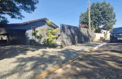 Casa com 3 quartos à venda na Francisco De Carvalho, 519, Santo Antônio, Balneário Piçarras