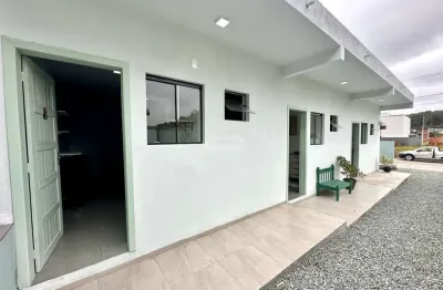 Apartamento/kitnet disponível para locação no bairro nossa senhora de fátima, em penha/sc. (cód. 20159)