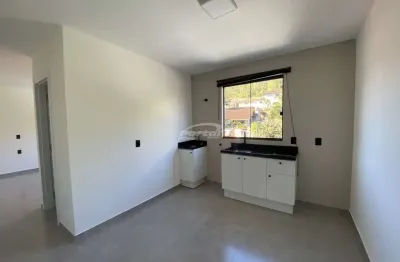 Apartamento disponível para locação no bairro água verde, em blumenau/sc.