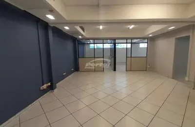 Prédio comercial disponível para locação no bairro vila nova