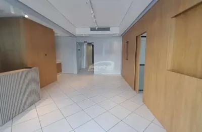 Prédio comercial disponível para locação no bairro vila nova