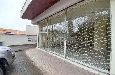 Excelente sala comercial disponível para locação no bairro santa terezinha - gaspar/sc