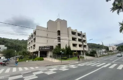Sala comercial disponível para locação no bairro centro, em blumenau/sc.