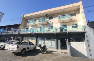 Apto semi mobiliado, no bairro salto do norte, com 01 dormitório e demais dependências.