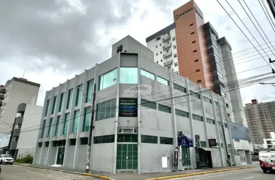 Sala comercial disponível para locação no bairro centro – balneário piçarras/sc (cód. 20406)