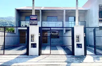 Sobrado à venda no bairro itoupavazinha – em fase de acabamento- blumenau