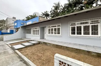 Locação comercial | casa com 7 salas + edícula e amplo terreno!