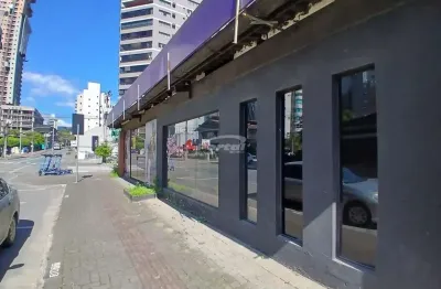 Excelente casa comercial para locação no bairro ponta aguda, blumenau sc.