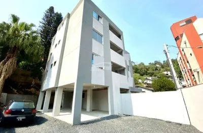 Apartamento localizado no centro de blumenau com área de 74m²