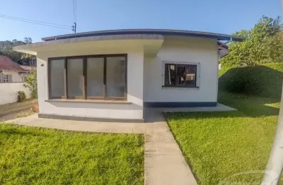 Casa disponível para locação no bairro ribeirão fresco, em blumenau.