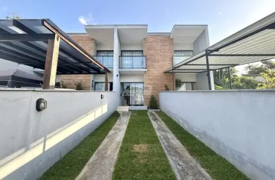 Belíssimo sobrado mobiliado, no bairro itoupava central! imóvel com 02 dormitórios sendo 01 delas com sacada, ampla sala de estar, cozinha e sala de jantar conjugadas, lavabo, área de serviço, amplo q