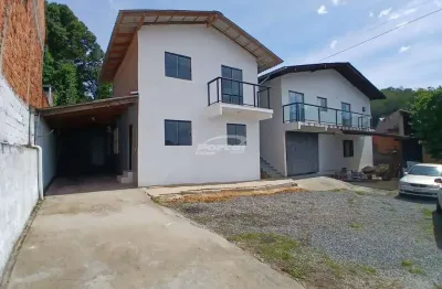 Casa três dormitórios disponível para locação no bairro passo manso em blumenau.