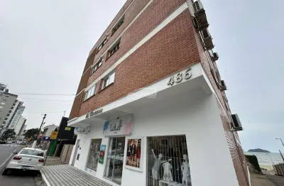 Apartamento disponível para locação no bairro itacolomi, em balneário piçarras/sc. cód. 22446