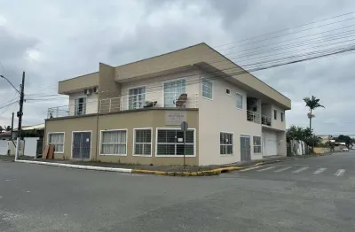 Loja térrea comercial disponível para locação no bairro nossa senhora da paz de balneário piçarras/sc. (cód. 22501)