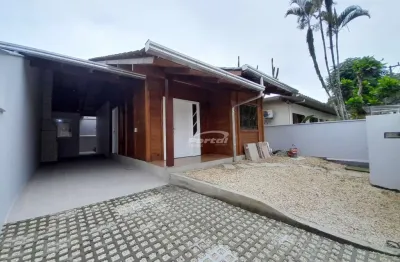 Casa mista disponível para locação no bairro ponta aguda – blumenau/sc.