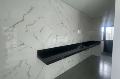 Apartamento novo com 3 dormitórios sendo 1 suíte e 2 demi suíte mais 1 vaga de garagem, no bairro itacolomi, em balneário piçarras