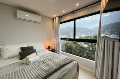 Apartamento tipo loft, novo mobiliado, disponível para locação bairro centro em blumenau!